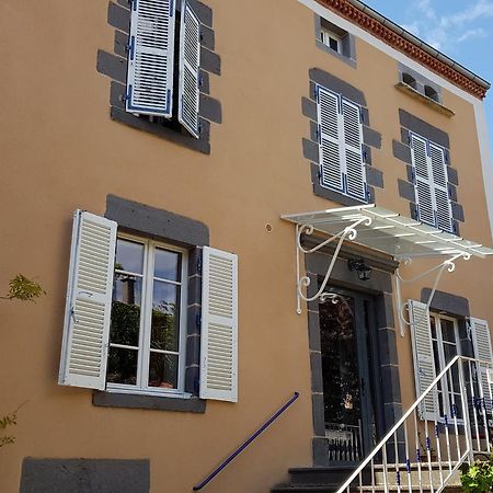 Отель Au Coq Bleu Mareugheol Экстерьер фото